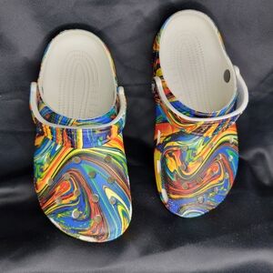 CROCS UNISEX KID'S MULTICOLOR SIZE 5J